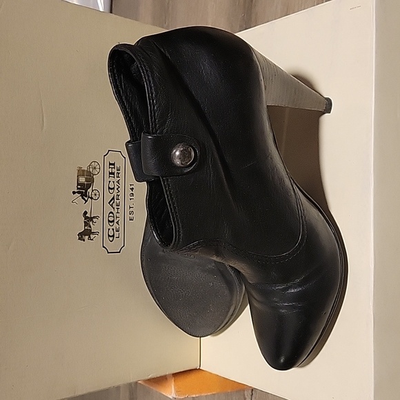 Coach Aliza waxy leather bootie - Picture 7 of 9